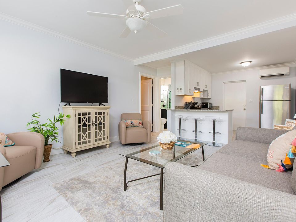 1st image of 4141 Bougainvilla Dr #2