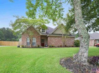 13464 Arnold Rd, Walker, LA 70785