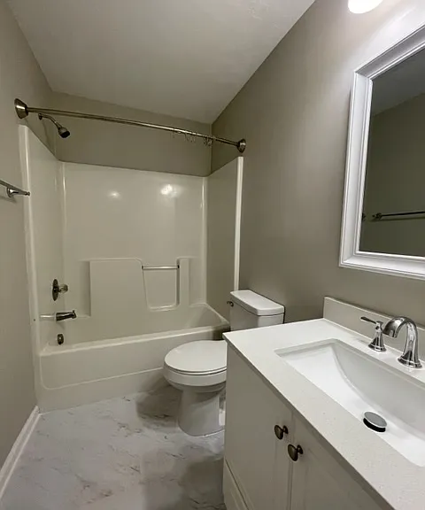 4463 Belair Dr #2-2-2 — Photo 2