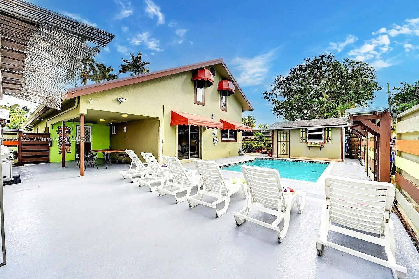 Country Club Homes — Photo 2