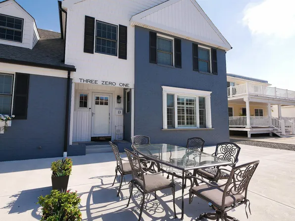 301 40th St S #B, Brigantine, NJ 08203
