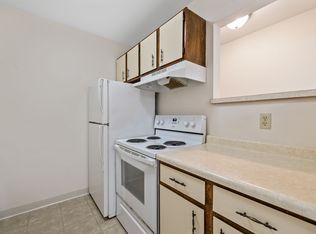 N83W13690 Fond Du Lac Ave #DU-5, Menomonee Falls, WI 53051