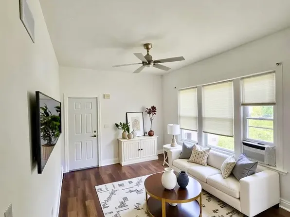 2859 E 91st St #2, Chicago, IL 60617