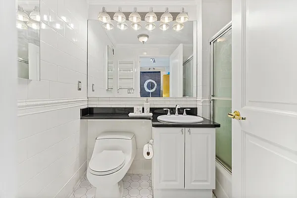 Rented by Douglas Elliman | media 4