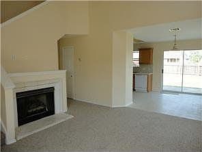 4th image of 17307 Toyahville Trl