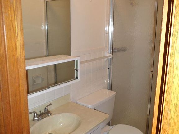 3rd image of 61 Palmer Dr APT 105