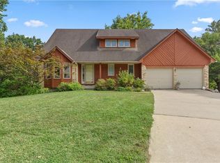 534 Edgewood Dr, Warrensburg, MO 64093