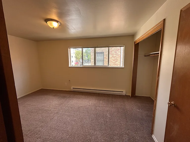 4119 11th Ave NE #3001 — Photo 5