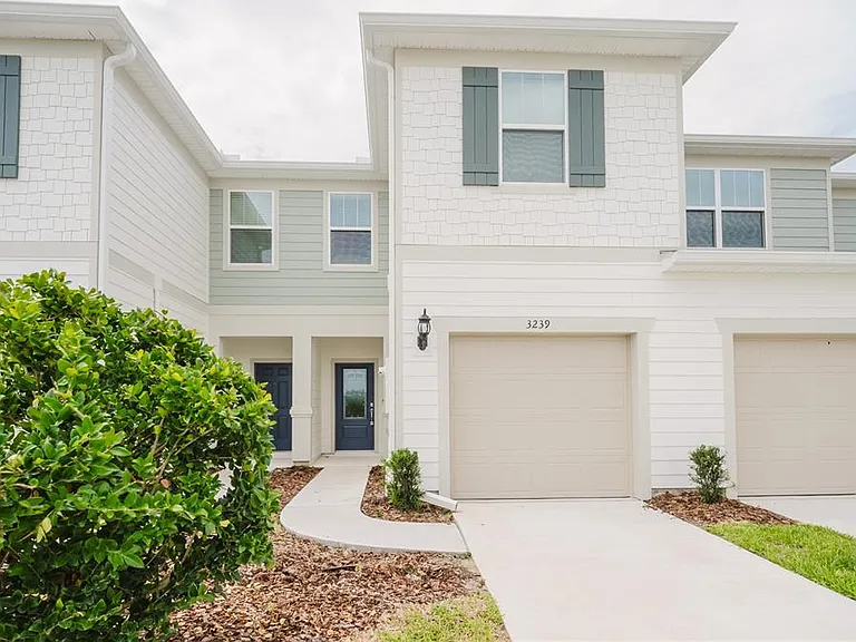 3239 Canyon Bay Point — Photo 3