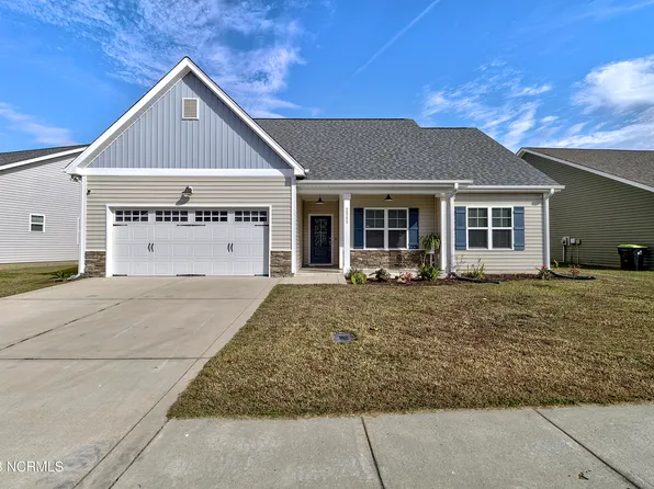 2241 Blue Bonnet Circle, Castle Hayne, NC 28429