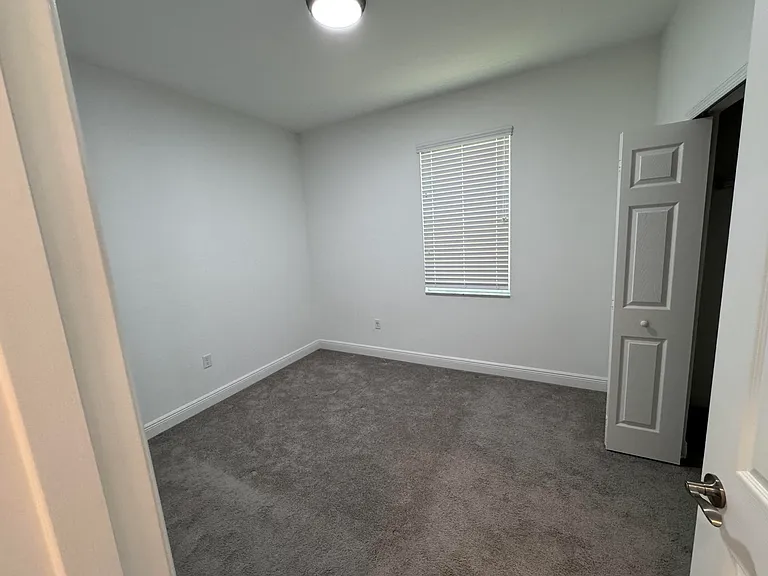 7437 Notched Pine Bnd — Photo 3