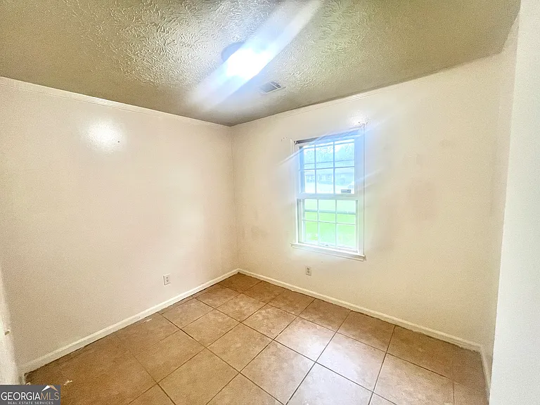 291 Terry Ct — Photo 15
