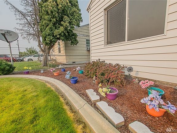 2nd image of 1113 W Cascade Ave