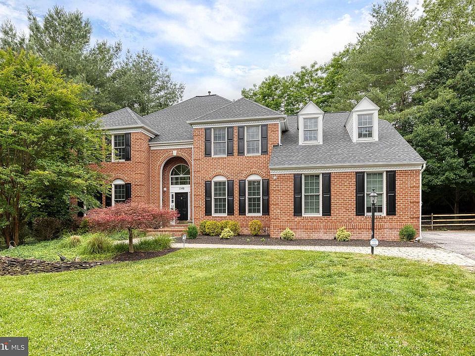 1st image of 1146 Fairbanks Dr