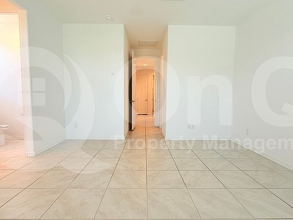 4th image of 17279 W Valentine St
