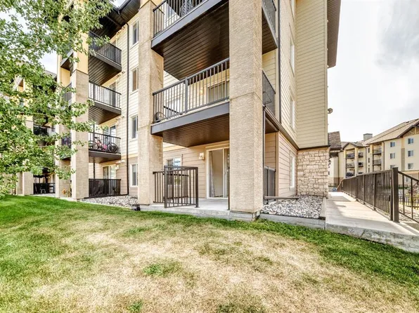 304 NW Mackenzie Way SW #8101, Airdrie, AB T4B 3H6