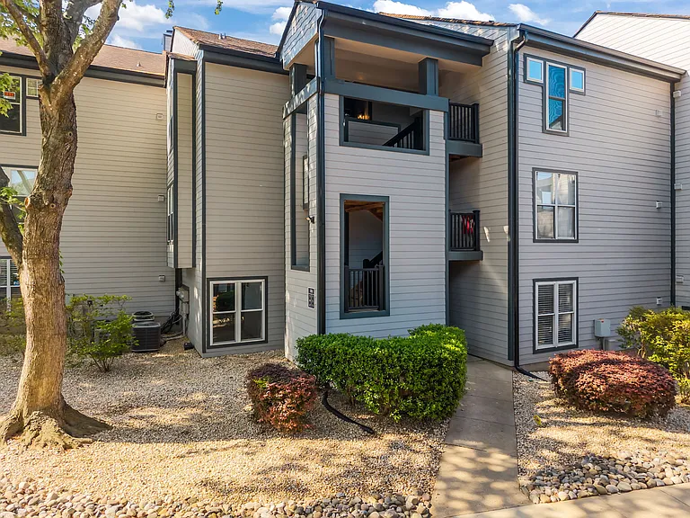 18867 Vineyard Point Ln — Photo 27