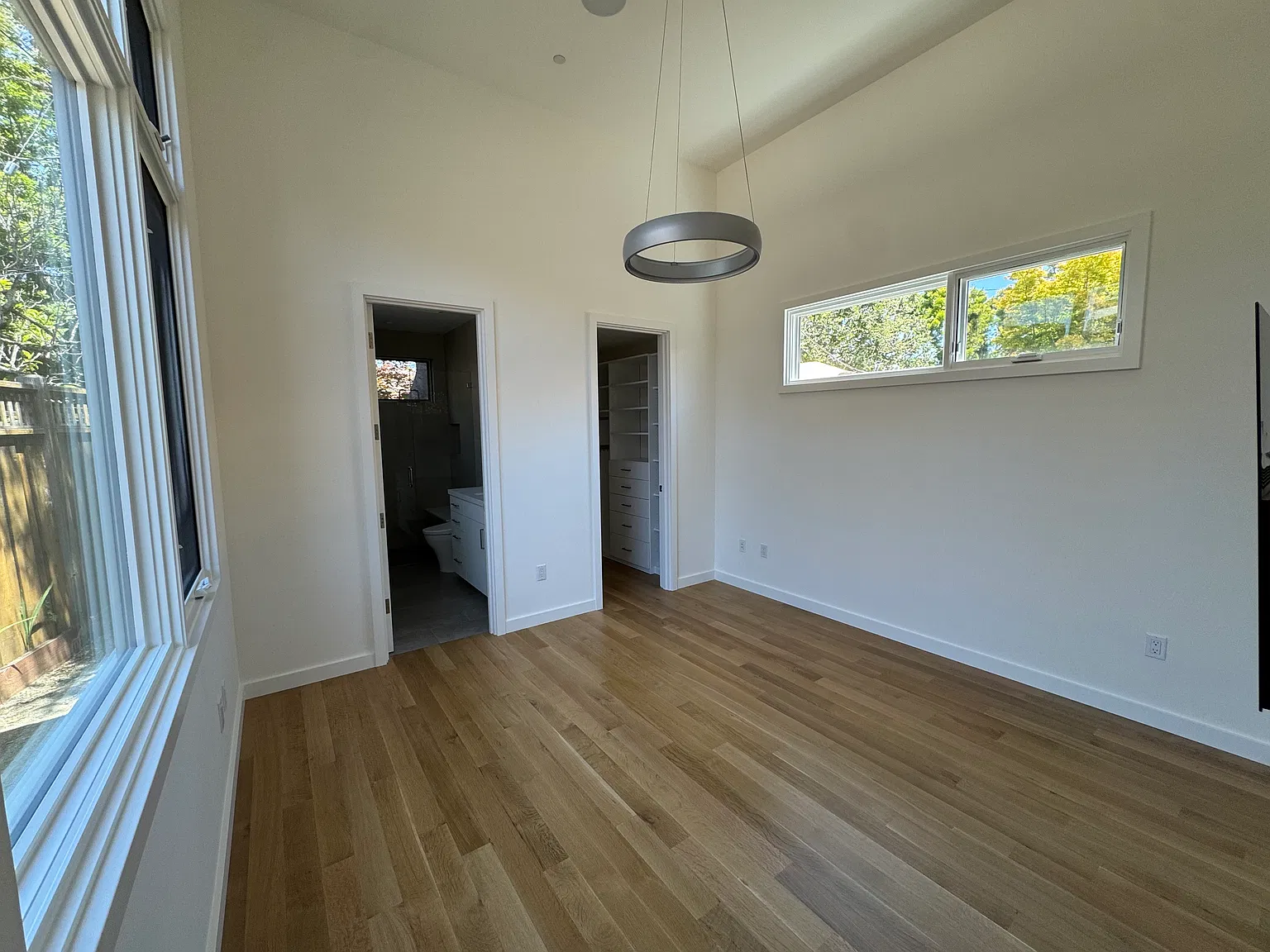 3 bed, 1564 sqft, $7,200 — Photo 4