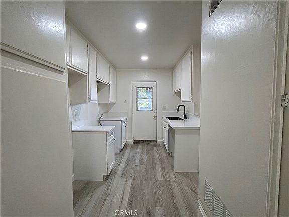 5th image of 1131 S Alta Vista Ave APT F