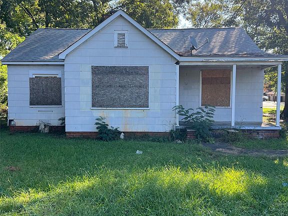 3rd image of 345 Bradford Dr