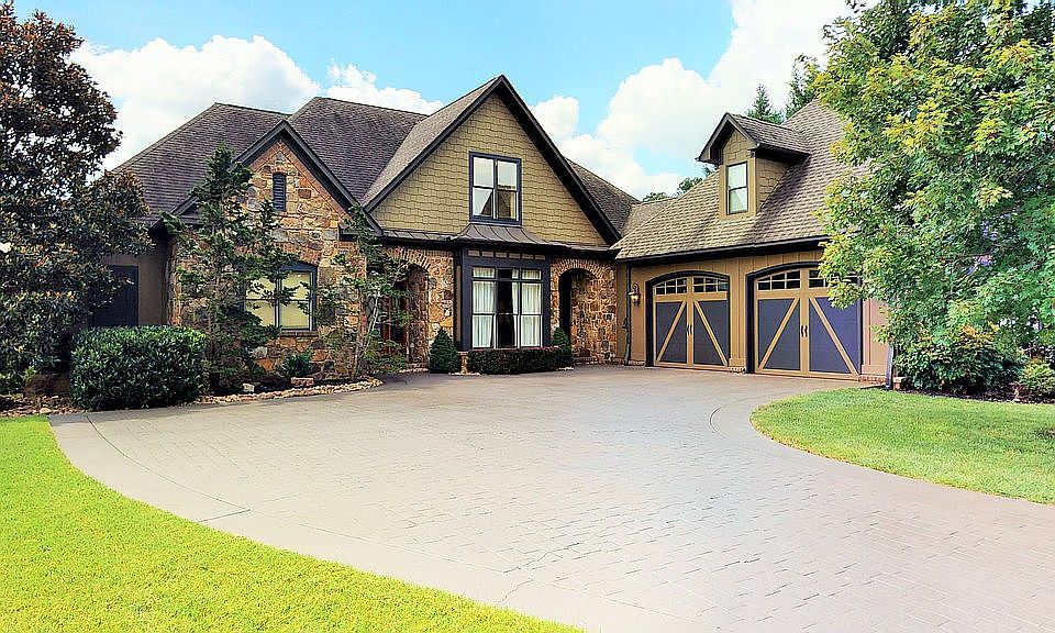 1st image of 1117 Brighton Dr