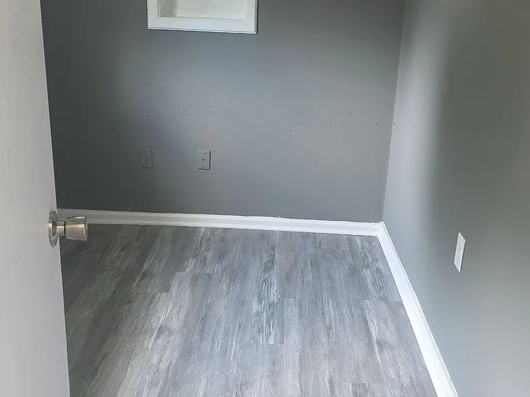 1324 Mary Ave — Photo 8