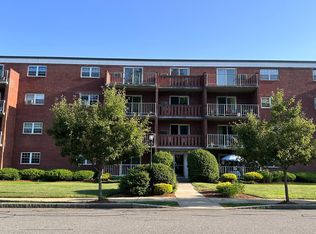 50 Webster St APT 314, Weymouth, MA 02190