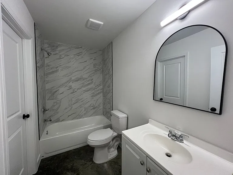 3539 Ashford Rd — Photo 2