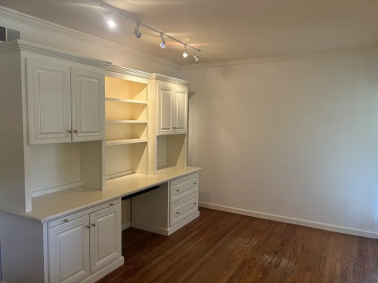 675 Erie Dr — Photo 12