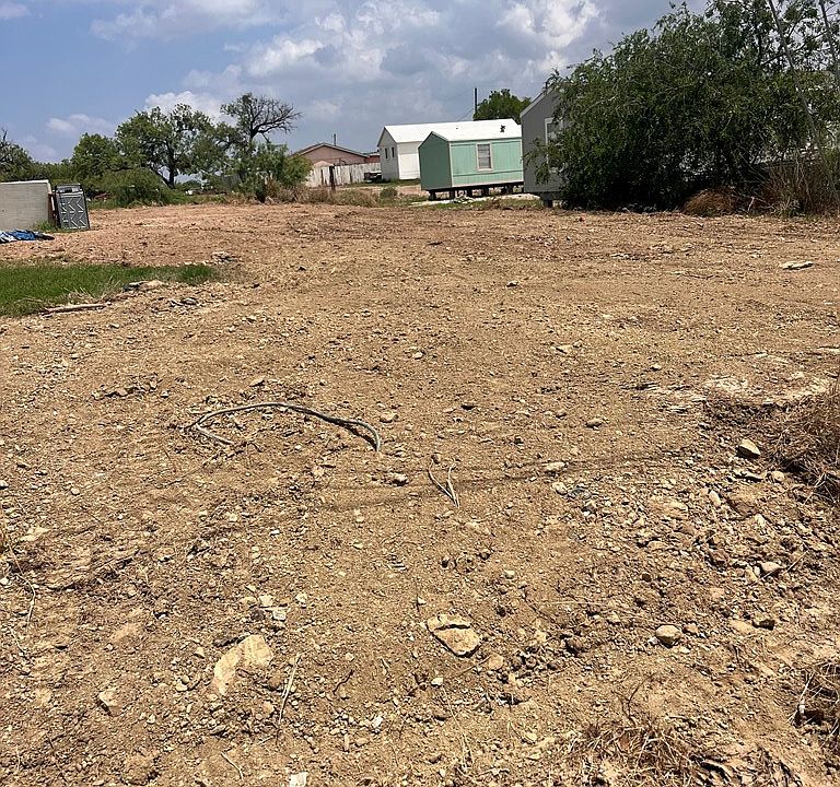 2nd image of 0000 Diaz St