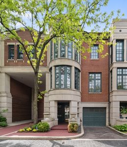 2650 N Southport Ave Unit F, Chicago, IL, 60614