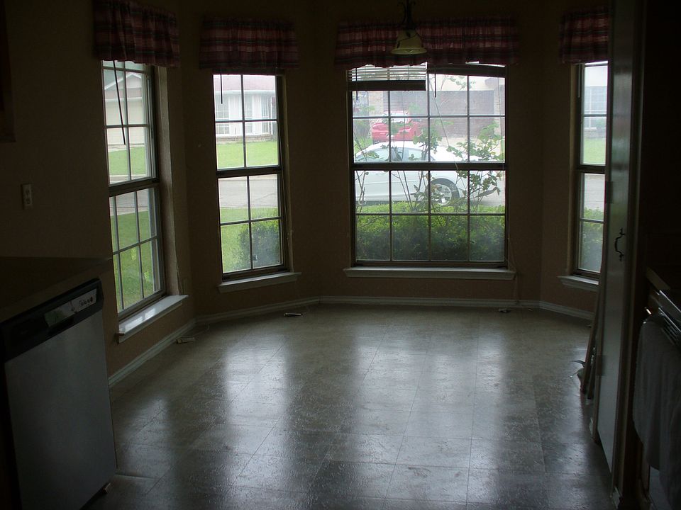 1st image of 818 Cornfield Dr #1FLOOR