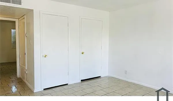 2 bed, 735 sqft, $1,074 — Photo 3