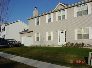 2734 Alan Ct, Waukegan, IL 60085