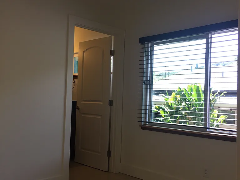 2123 10th Ave #D — Photo 6