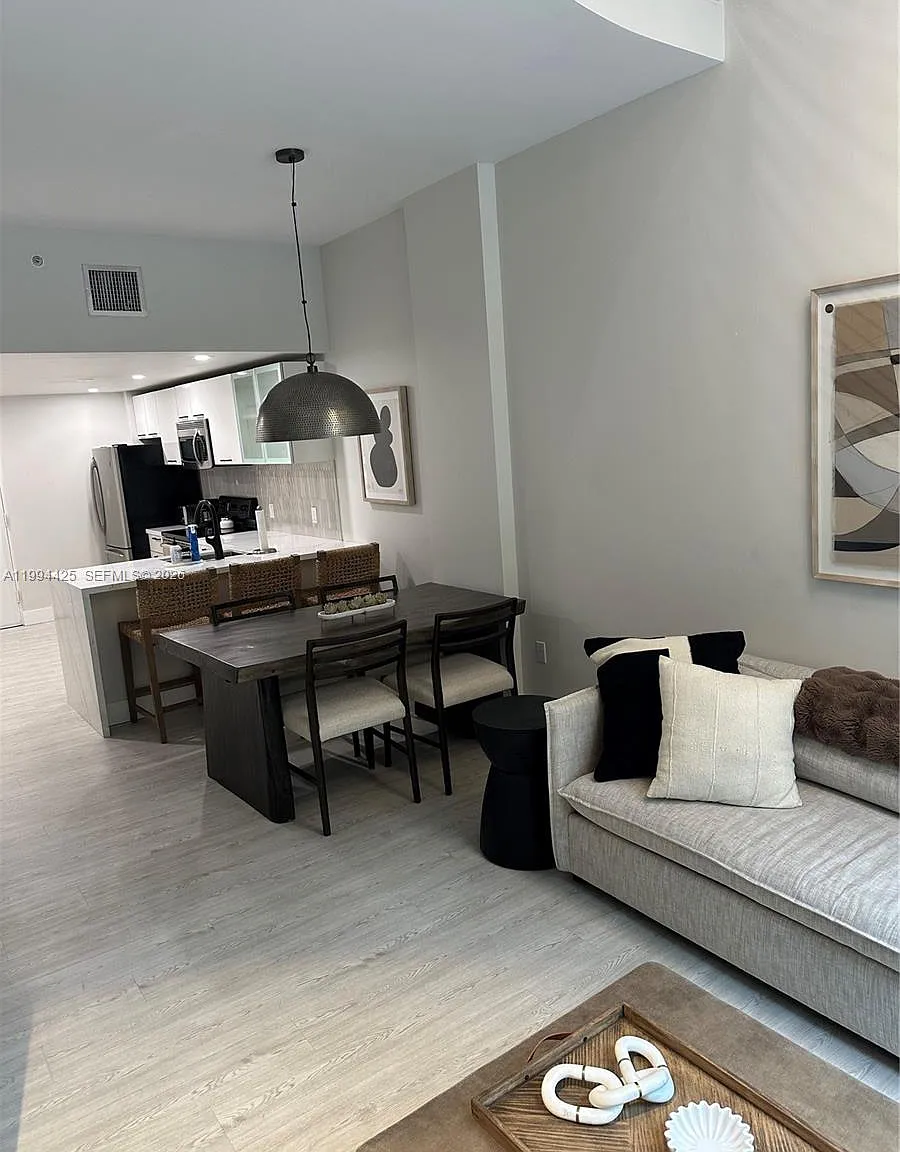 Lofts At Mayfair Condo — Photo 3