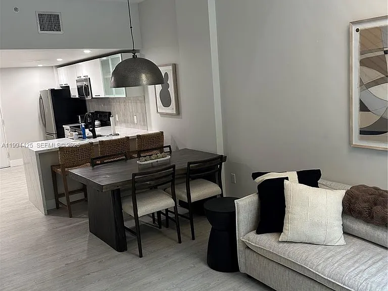 3339 Virginia St #127 — Photo 3