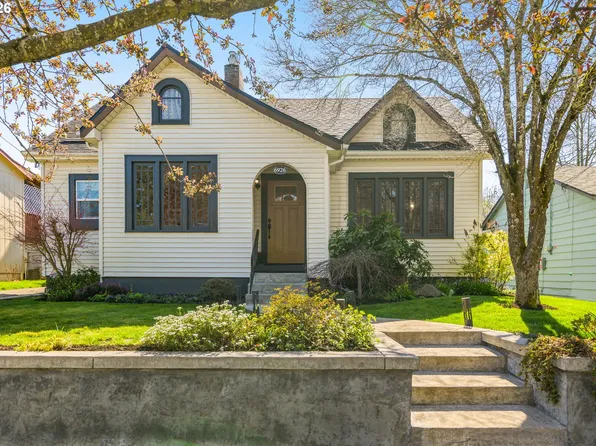 6926 N Sedro St, Portland, OR 97203