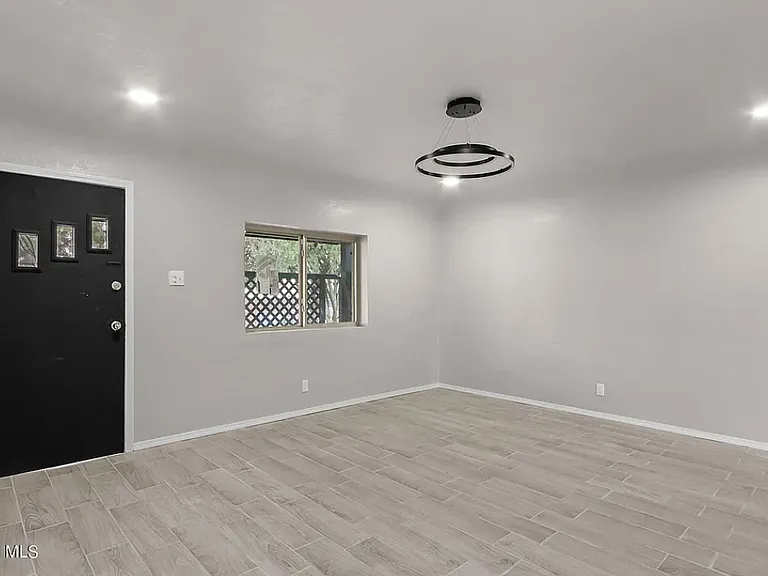 7717 Matamoros Dr — Photo 7