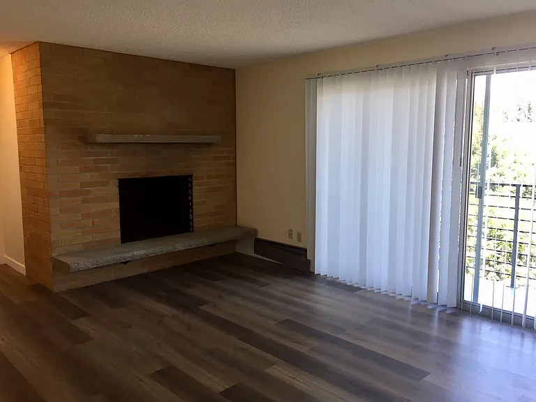 702 S Yakima Ave #3 — Photo 9
