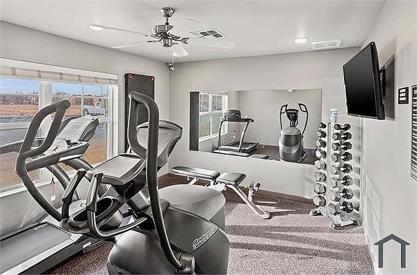 2nd image of 500 SE Mustang Dr #426