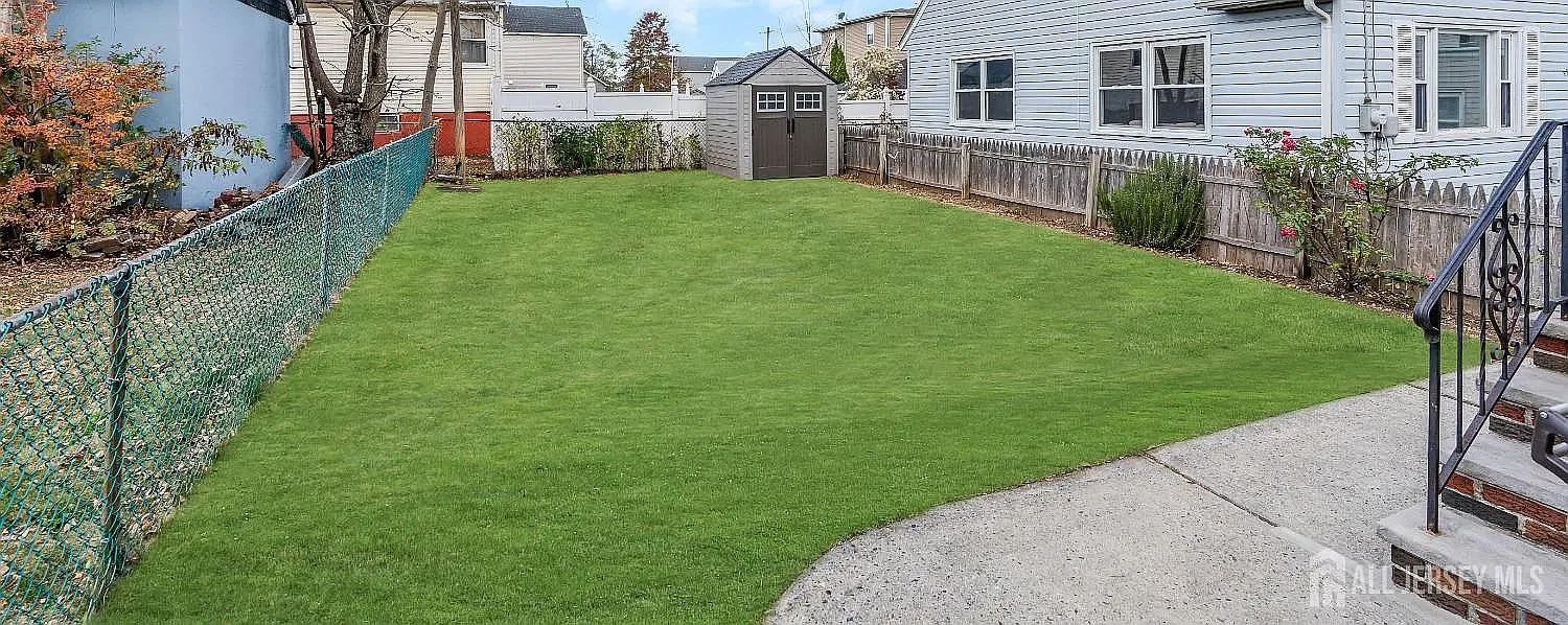 3 bed, 1286 sqft, $3,100 — Photo 4