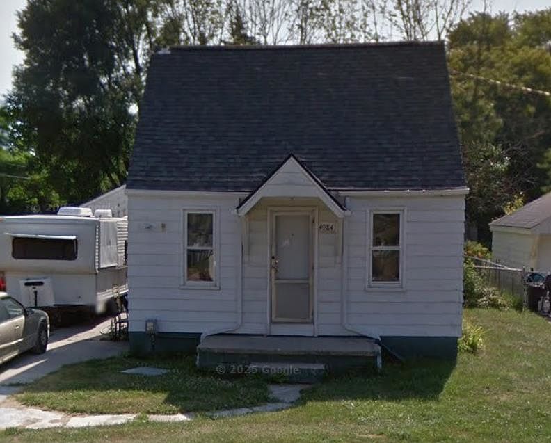 1st image of 4084 Hunter Rd