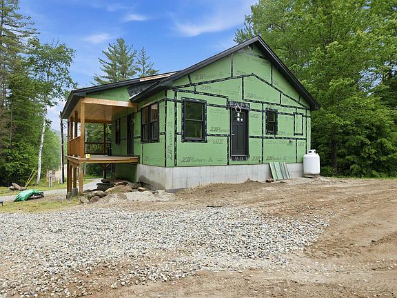 4th image of 89 Hemlock Lane