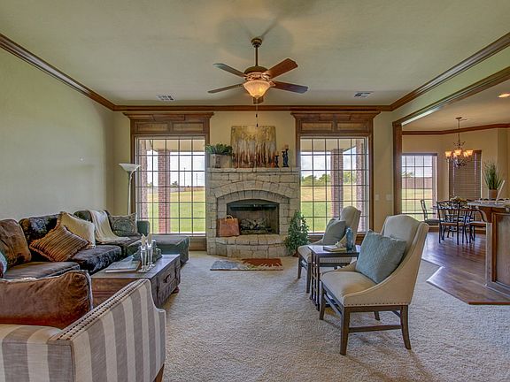 4th image of 16345 Gossamer Way