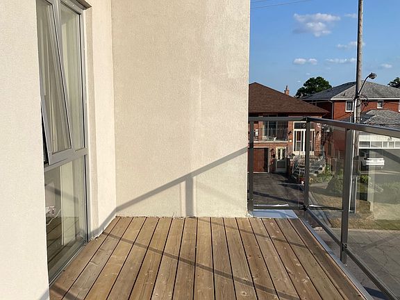 4th image of 2958 Islington Ave NW #2958A