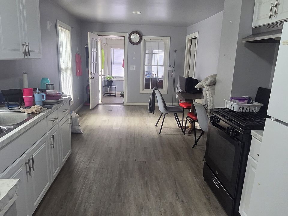 1st image of 222 Townsend St #1