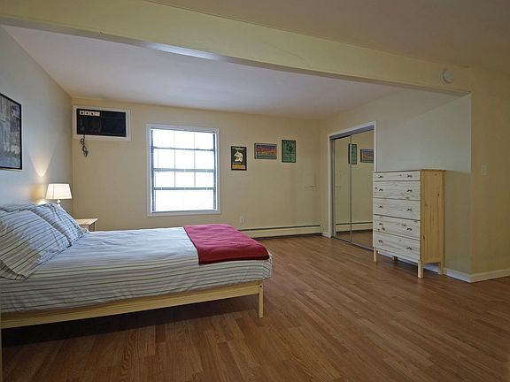5th image of 905 N Stephenson Hwy APT 34