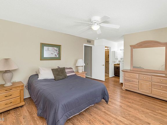 4th image of 858 LEISURE WORLD --