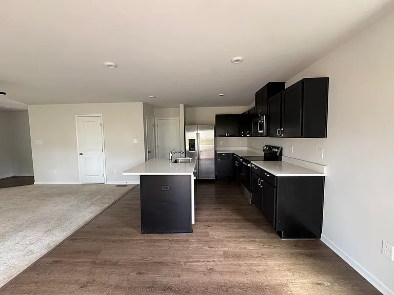 265 Thicket Dr — Photo 5